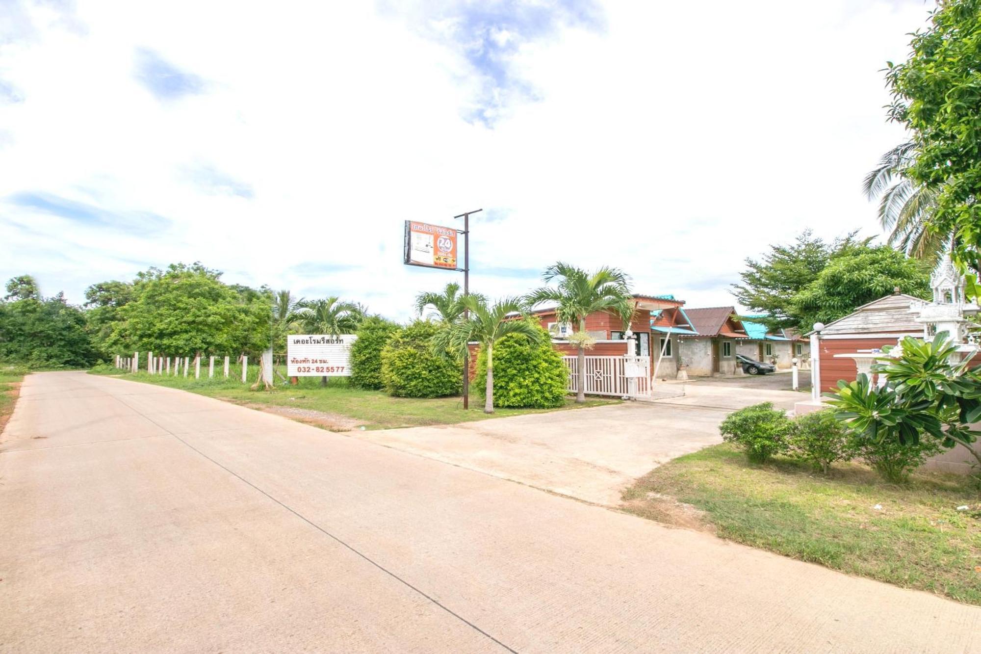 The Rome Resort Pran Buri Exteriör bild